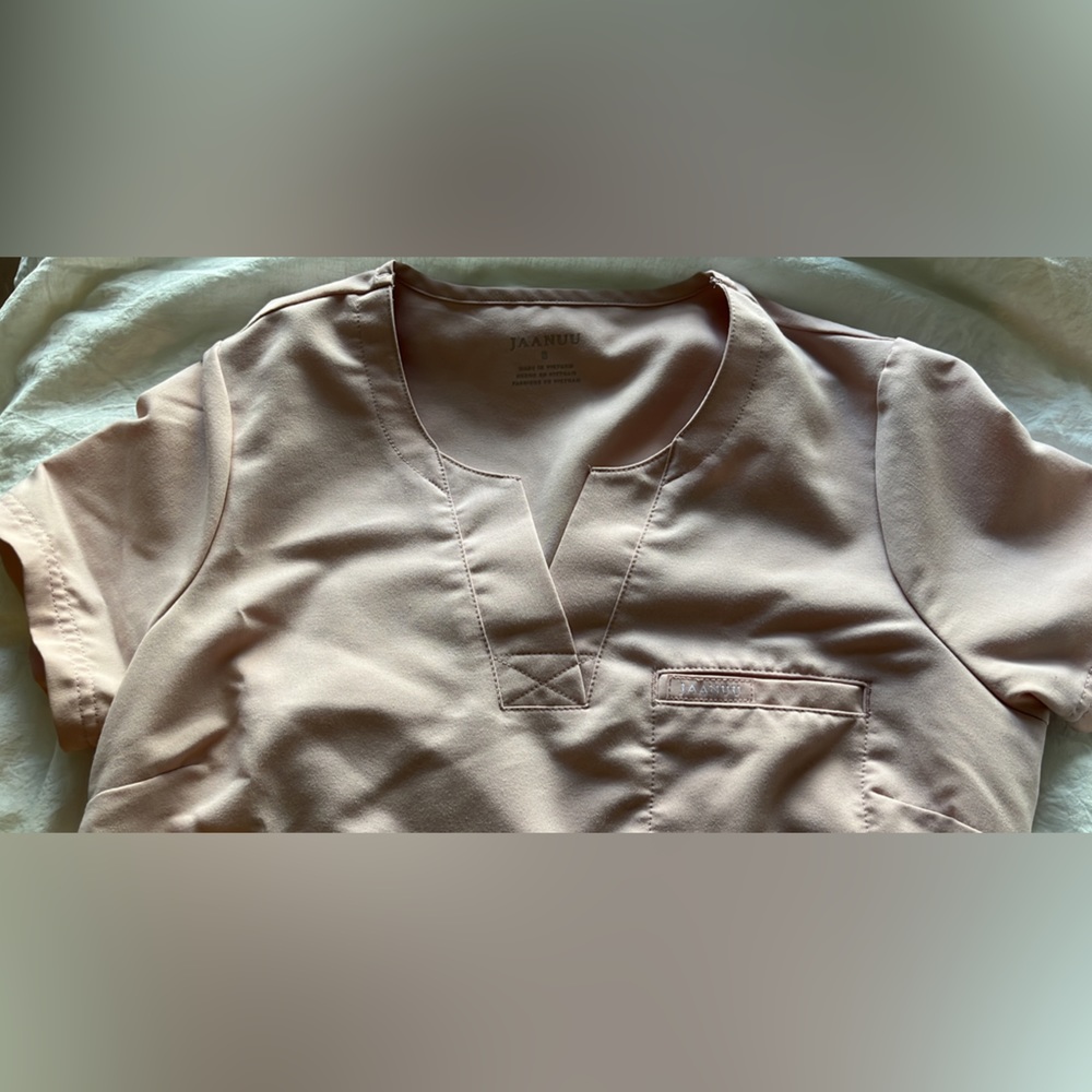 Jaanuu Light Pink Scrub Set